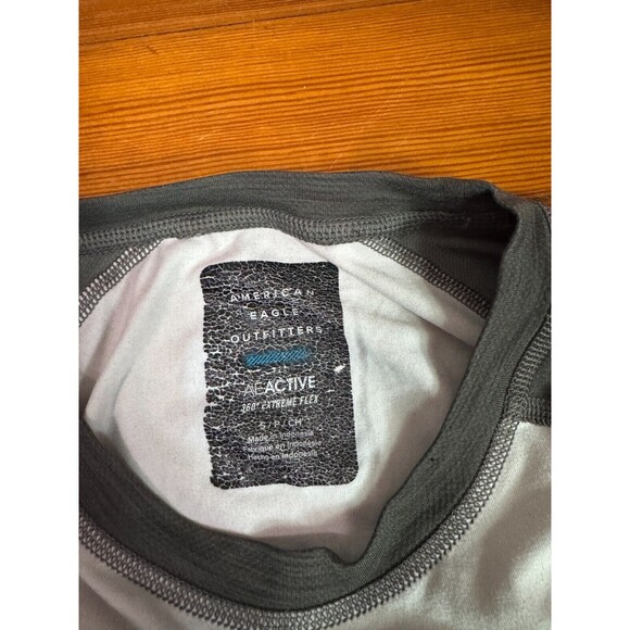 American Eagle 360 Extreme Flex Short Sleeve Shirt AEActive White Gray Men Small - Picture 4 of 7